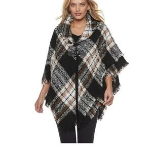 Apt. 9 Black Plaid Ruana Poncho